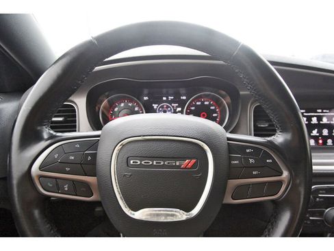 Used 2022 Dodge Charger SXT w/ Leather Interior Group image 9