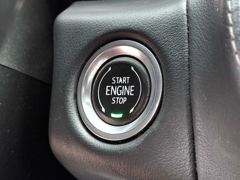 Used 2021 GMC Yukon SLE AWD/4WD image 25