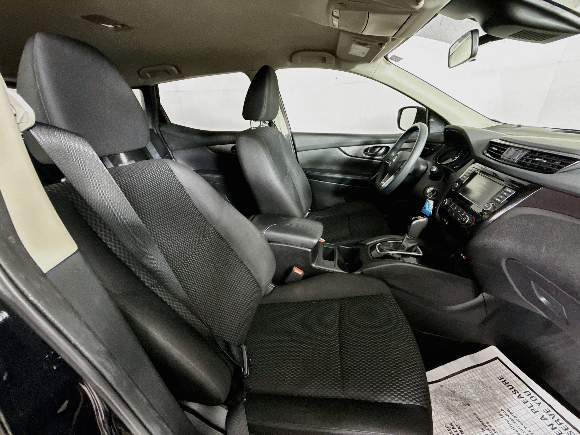 Used 2020 Nissan Rogue Sport S FWD image 33