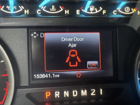 Used 2016 Ford F150 XLT w/ Equipment Group 302A Luxury image 12