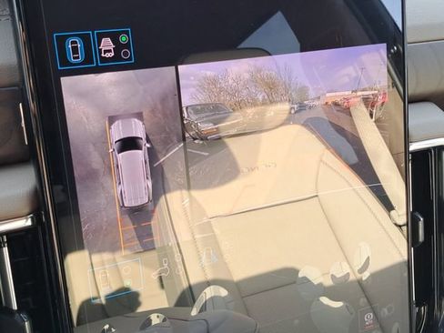 New 2026 GMC Yukon Denali w/ LPO, Floor Liner Package image 23