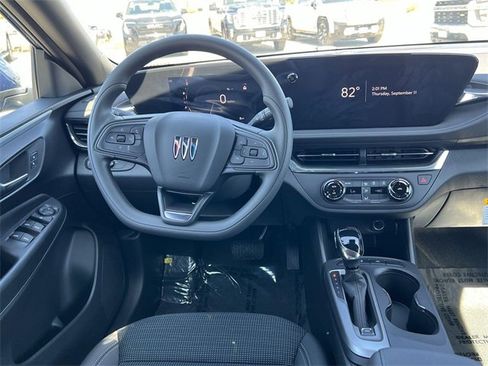 New 2026 Buick Envista Preferred image 11