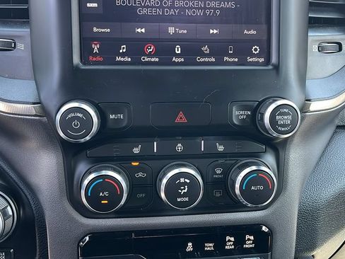 Used 2020 RAM 1500 Rebel w/ Level 2 Equipment Group AWD/4WD image 17