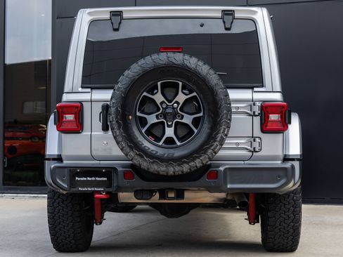 Used 2019 Jeep Wrangler Unlimited Rubicon AWD/4WD image 7