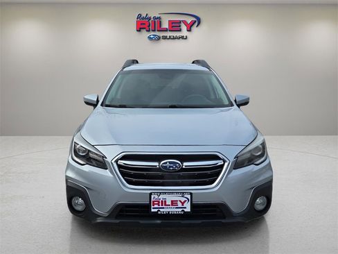 Used 2019 Subaru Outback 2.5i Limited w/ Popular Package #2 image 8