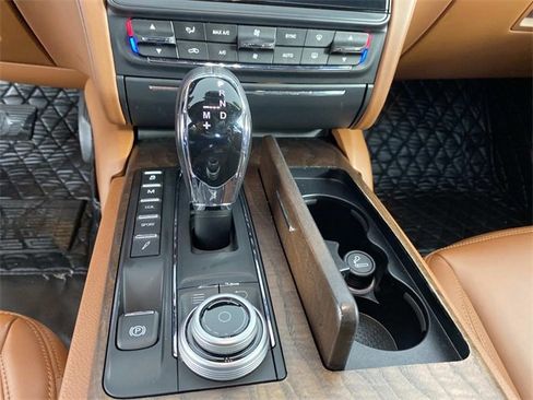 Used 2017 Maserati Quattroporte S GranLusso Q4 image 21