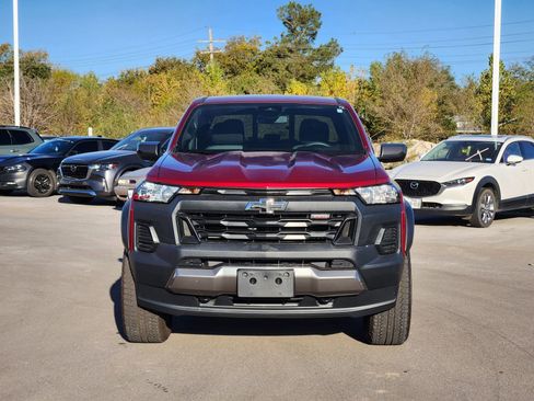 Used 2025 Chevrolet Colorado Trail Boss image 6