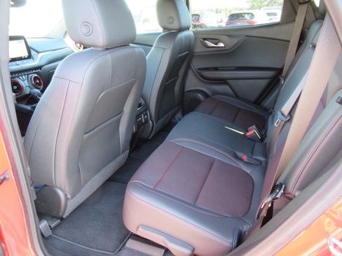 Used 2023 Chevrolet Blazer RS w/ Driver Confidence II Package FWD image 33