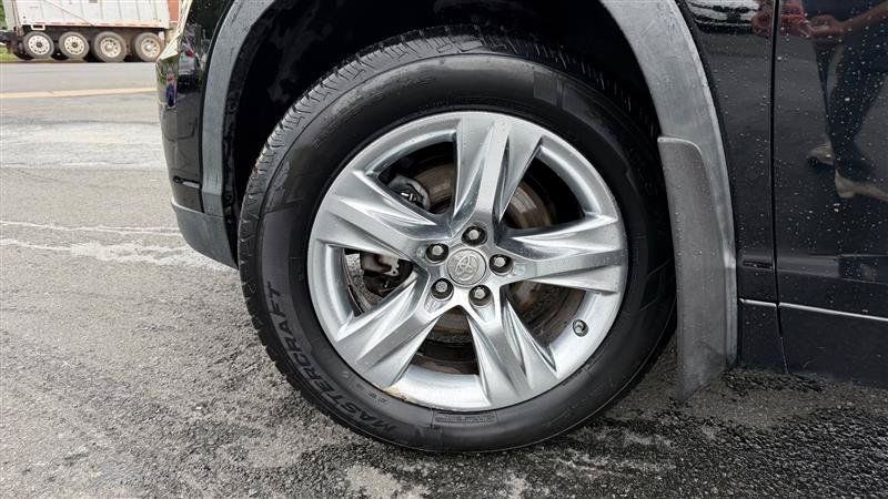 Used 2015 Toyota Highlander Limited Platinum AWD/4WD image 11