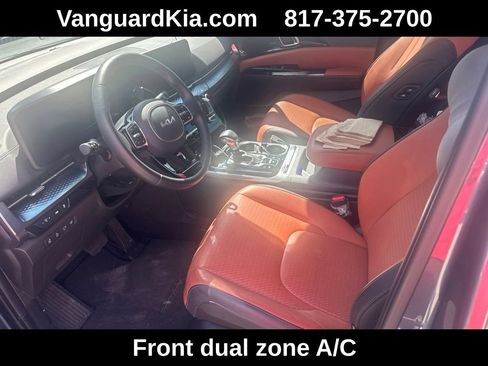 Used 2024 Kia Carnival SX Prestige FWD image 5
