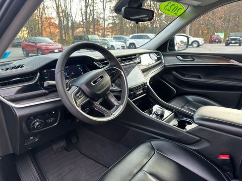 Used 2023 Jeep Grand Cherokee 4WD 4xe image 21