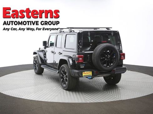 Used 2022 Jeep Wrangler Unlimited Sahara AWD/4WD image 63