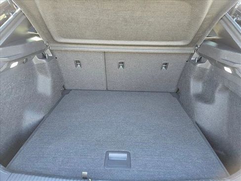 Used 2023 Volkswagen ID.4 Pro image 6