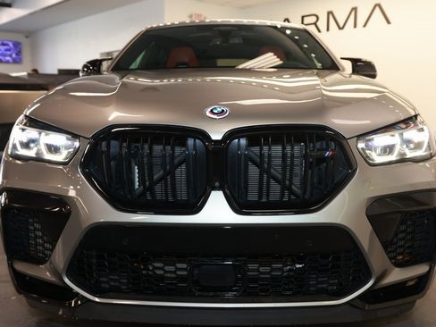 Used 2022 BMW X6 M w/ Competition Package image 2