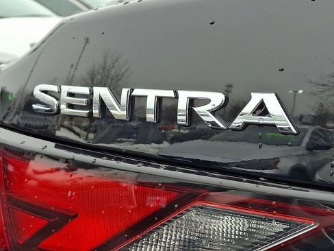 Used 2024 Nissan Sentra SV image 29