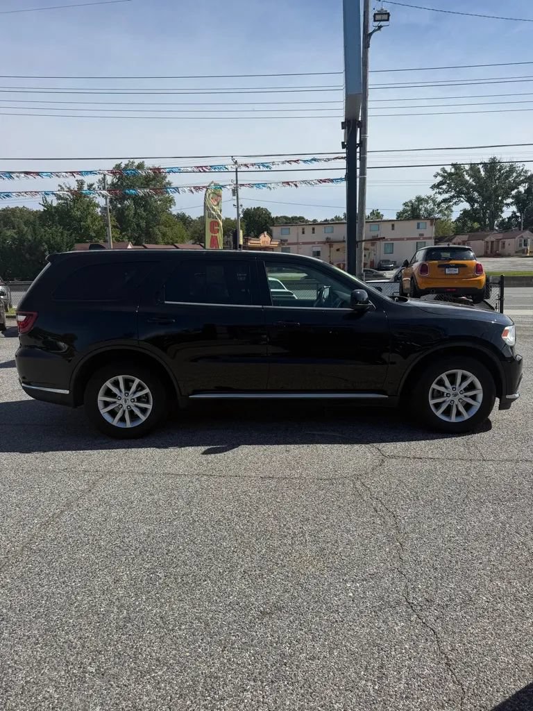 Used 2019 Dodge Durango SXT AWD/4WD image 1