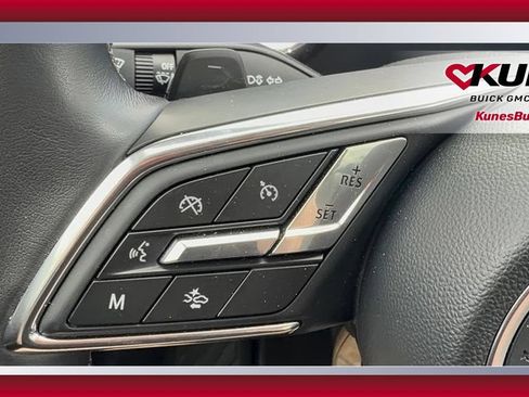 Used 2024 Buick Envision Preferred AWD/4WD image 12