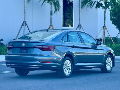 Used 2019 Volkswagen Jetta S w/ Driver Assistance Package FWD image 4