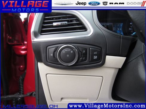 Used 2024 Ford Edge Titanium w/ Titanium Elite Package image 10