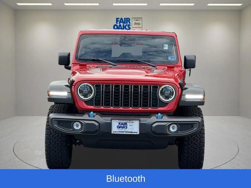 Certified 2025 Jeep Wrangler Unlimited Rubicon 4xe w/ Convenience Group AWD/4WD image 5