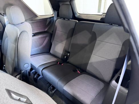 Certified 2023 Chevrolet Traverse LT AWD/4WD image 13