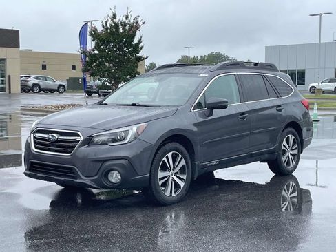 Used 2019 Subaru Outback 2.5i Limited AWD/4WD image 26