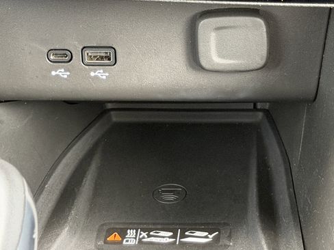 Used 2024 Buick Encore GX Avenir w/ Avenir Technology Package AWD/4WD image 25