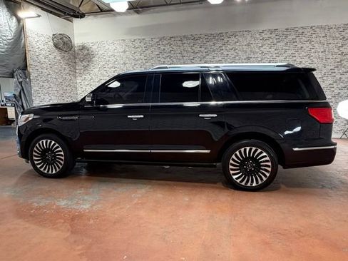 Used 2018 Lincoln Navigator L Black Label AWD/4WD image 4