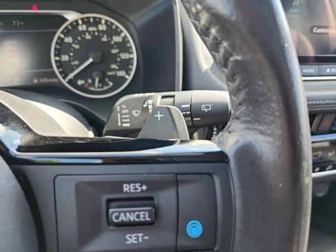 Used 2023 Nissan Rogue SL AWD/4WD image 25