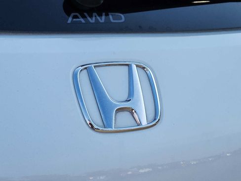Certified 2026 Honda HR-V LX image 28