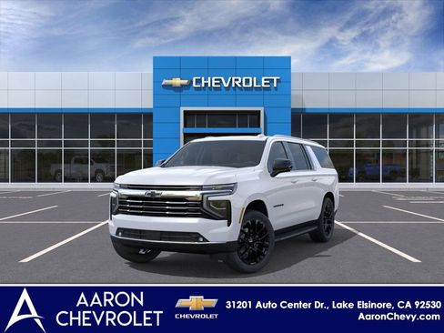 New 2026 Chevrolet Suburban LT w/ Comfort Package image 8