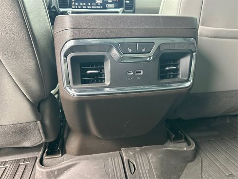 Used 2024 GMC Sierra 2500 SLT w/ SLT Premium Package image 23
