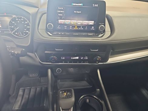 Certified 2023 Nissan Rogue SV AWD/4WD image 19