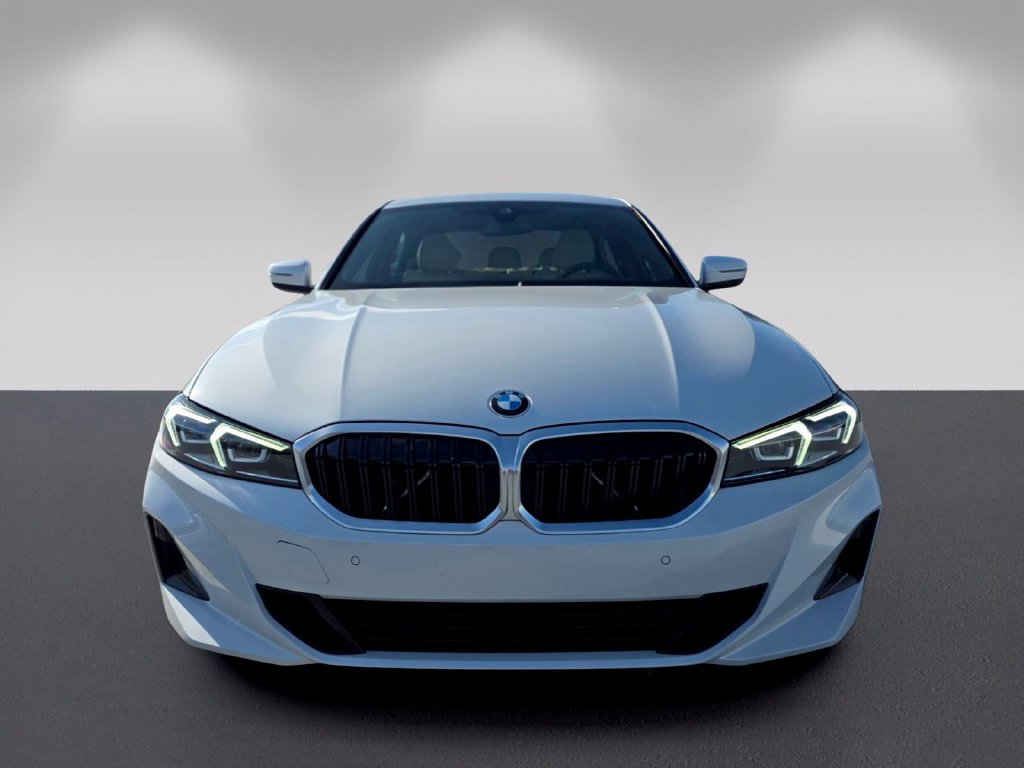 Certified 2024 BMW 330i Sedan w/ Convenience Package RWD image 2