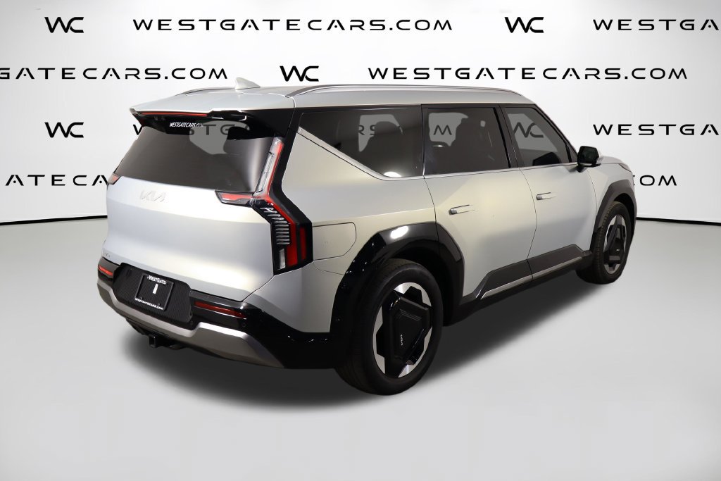 Used 2024 Kia EV9 Land AWD/4WD image 45