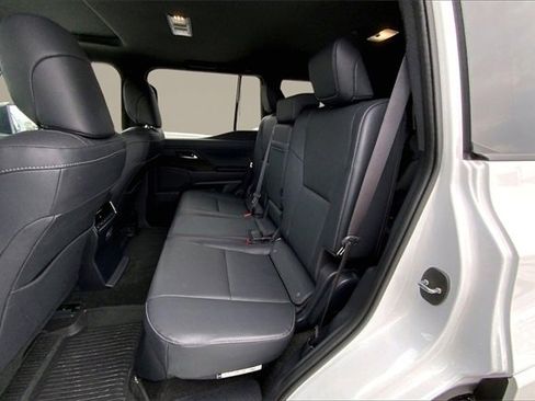 Certified 2025 Lexus GX 550 image 19
