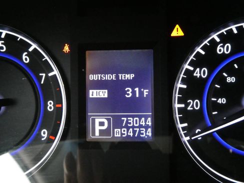 Used 2012 INFINITI G37 Sport w/ Premium Pkg image 15