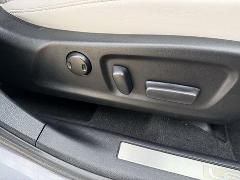 Used 2020 Lexus RX 350 AWD w/ Premium Package image 45