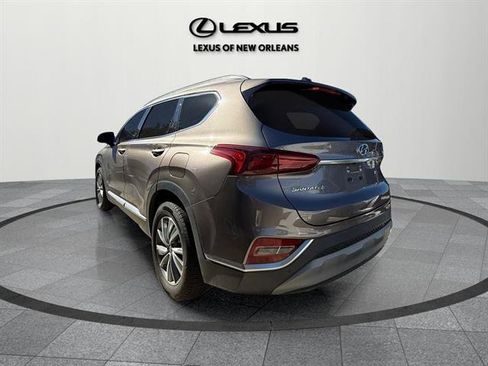 Used 2019 Hyundai Santa Fe SEL image 3