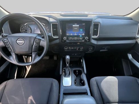 Certified 2022 Nissan Frontier SV RWD image 14