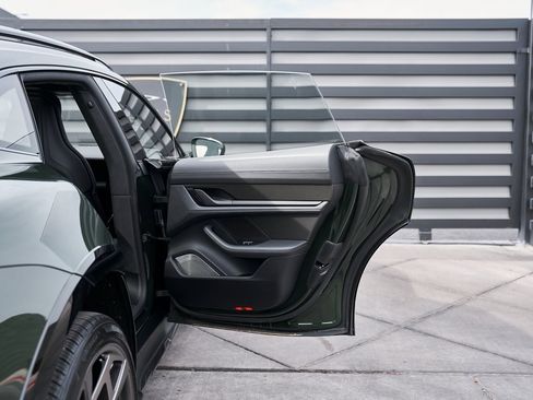 Used 2026 Porsche Taycan Turbo S image 33