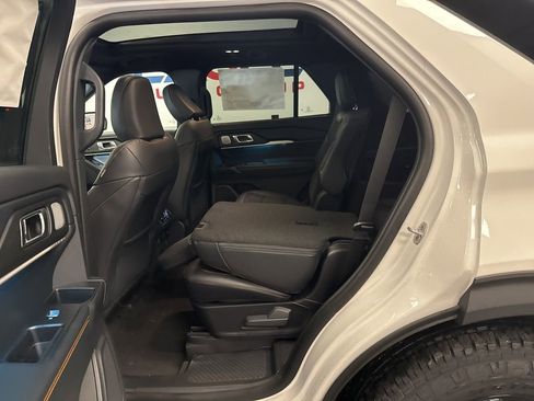 New 2026 Ford Explorer Tremor w/ Tremor Ultimate Package AWD/4WD image 28