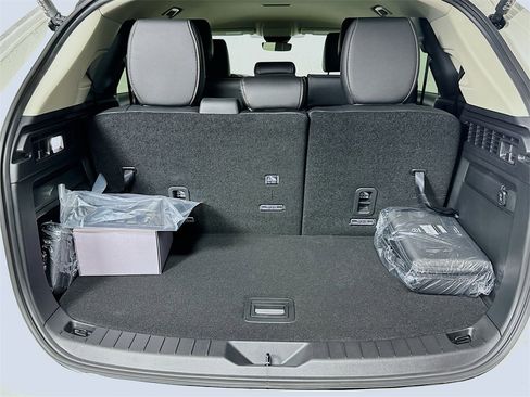 New 2026 MAZDA CX-90 3.3 Turbo w/ Select Package image 16