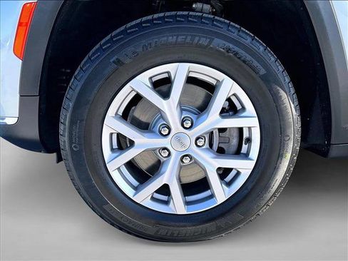 Used 2021 Jeep Grand Cherokee L Limited image 10