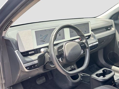 Used 2023 Hyundai Ioniq 5 SE RWD image 9