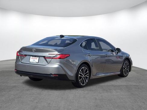 Used 2025 Toyota Camry XLE w/ Premium Package FWD image 4