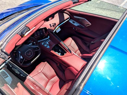 Used 2021 Chevrolet Corvette Stingray Premium Cpe w/ Z51 Performance Package image 46