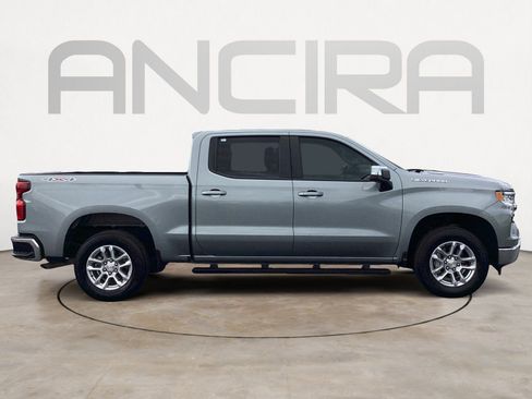 Used 2025 Chevrolet Silverado 1500 LT AWD/4WD image 15