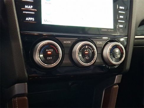 Used 2018 Subaru Forester 2.5i Touring w/ Popular Package #2 image 15