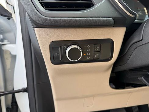 Used 2022 Ford Escape SE w/ Convenience Package image 17